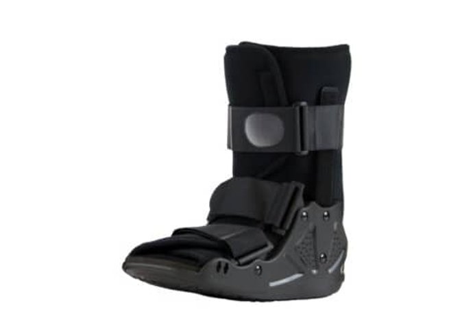 Lightweight boot walker brace